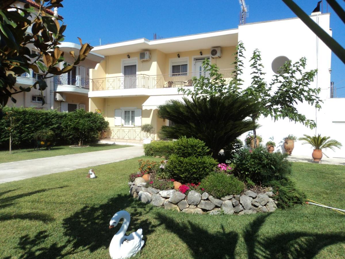 Alexandra' S Apartments Platariá Exterior foto